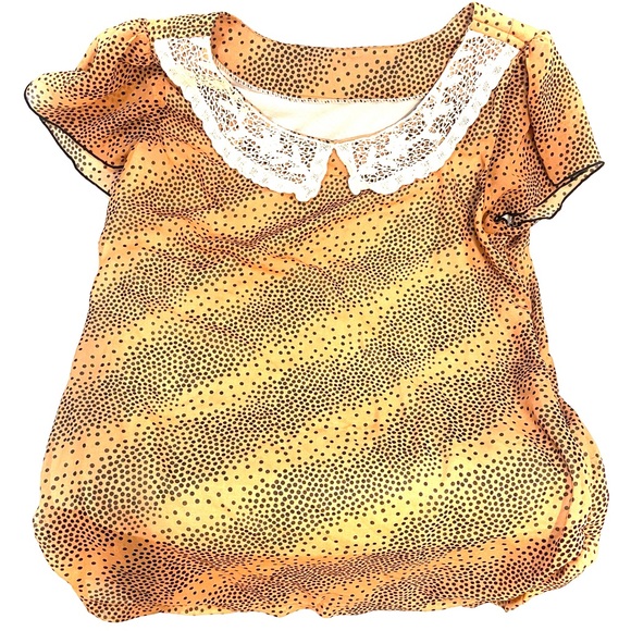 Leopard print with embroidered collar. Size small. - Picture 3 of 4